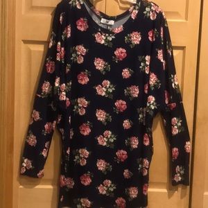 New Amelia James tunic  top